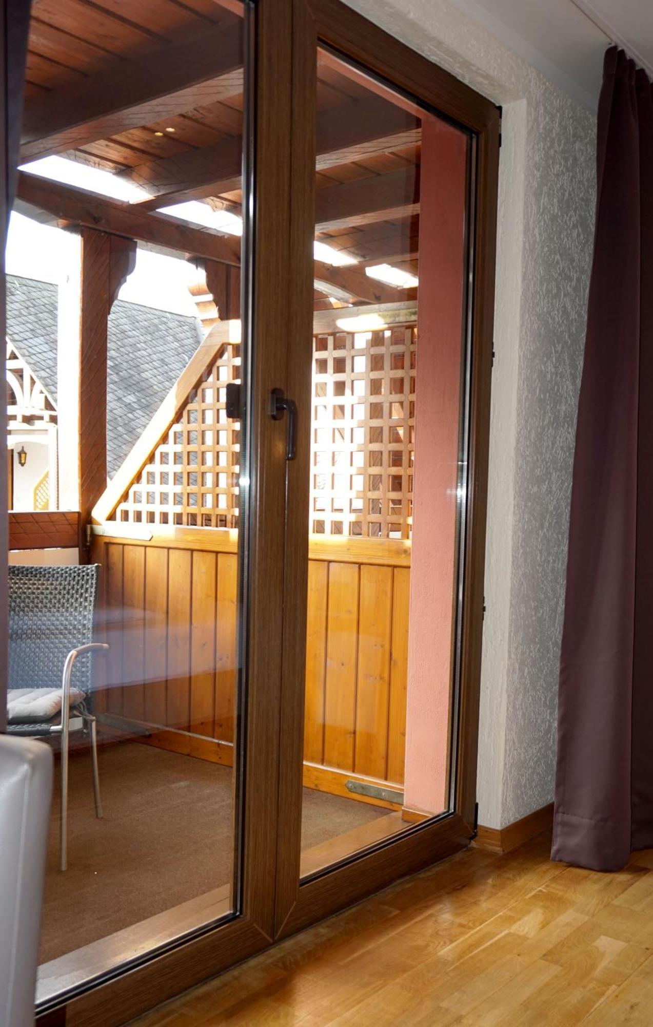 Weinhaus Lenz Hotel Briedern Phòng bức ảnh